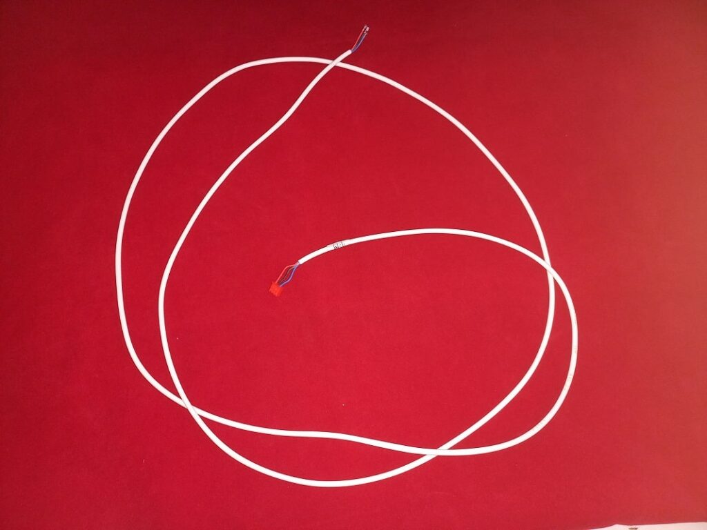 سیم دیتا 200 سانتی متری قرمز سه رشته آنتیک
